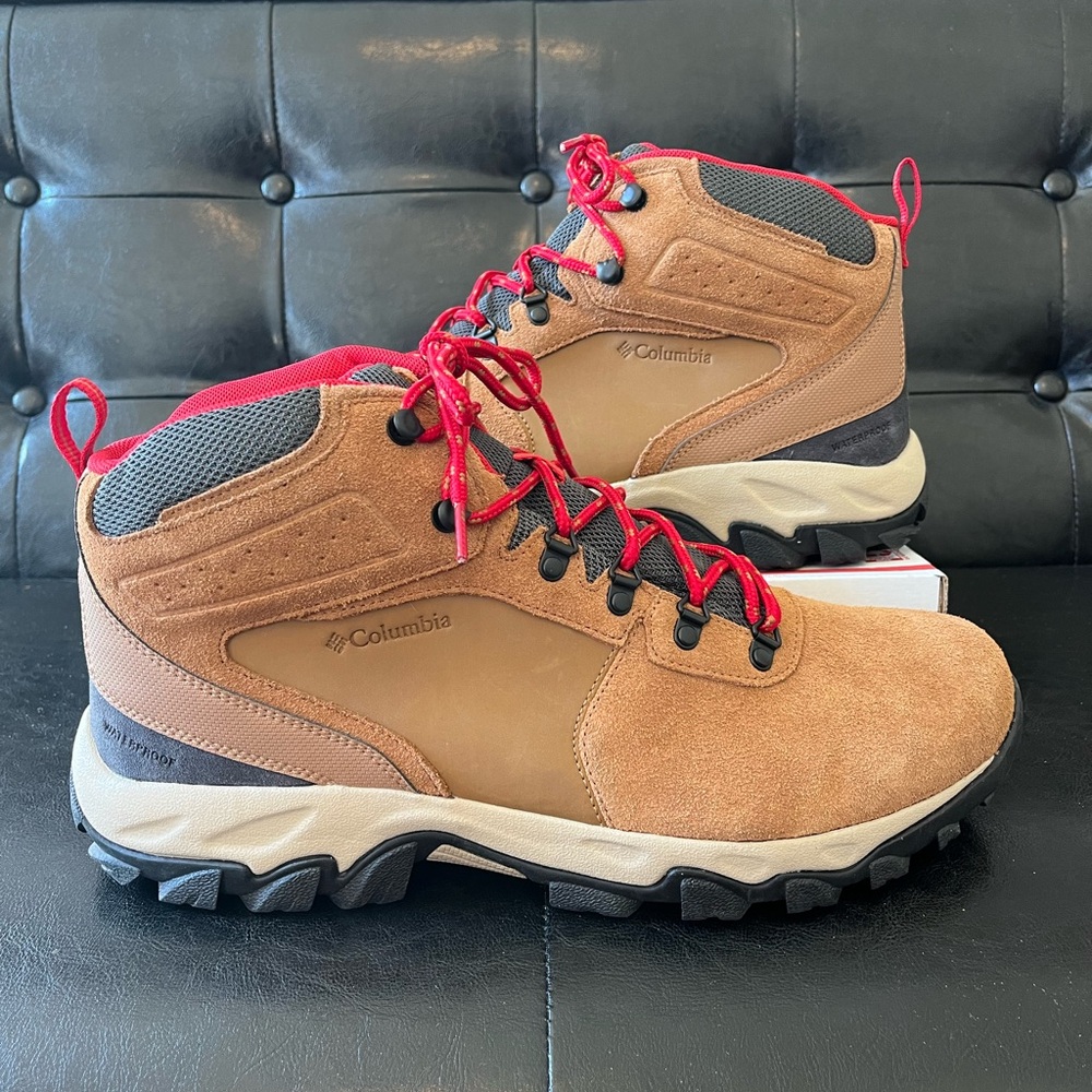 Columbia Waterproof‎ Hiking Boots